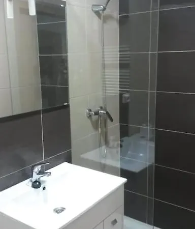 En Pleno Centro De Santiago Con Wifi